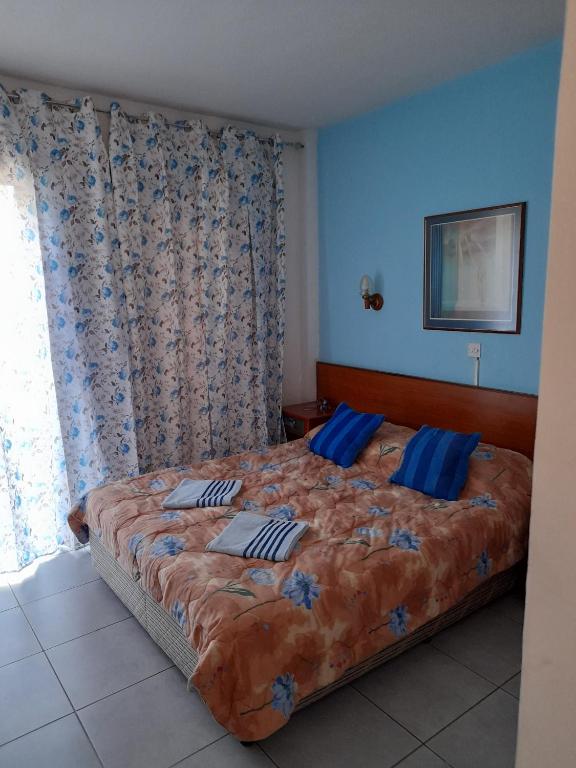 Double bed room